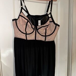 Torrid Black and Cream Lace Chemise